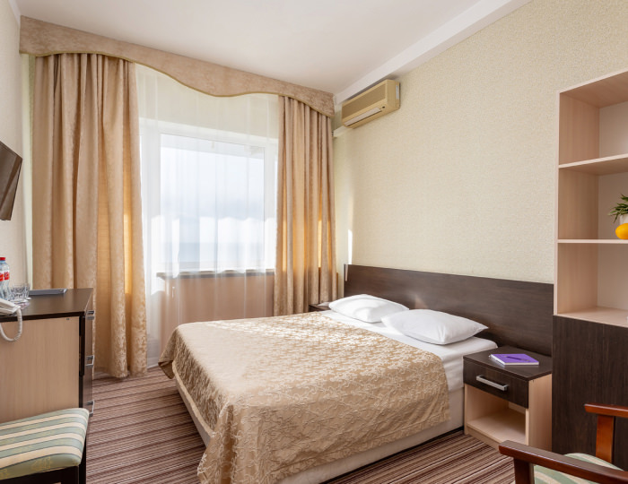 Семейный 2-местный 2-комнатный (кровать+диван) - Отель «Прометей Небуг»